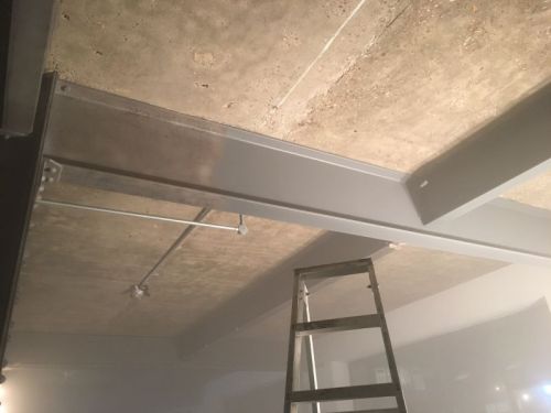 Click Here To Enlarge This Photo Of Sandblasting and Airless Spraying of Steel Beams, Film Studio, Chiswick, London