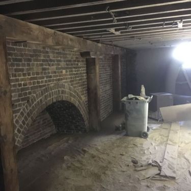 Click Here To Enlarge This Photo Of Railway Arch Brickwork Shotbalsting