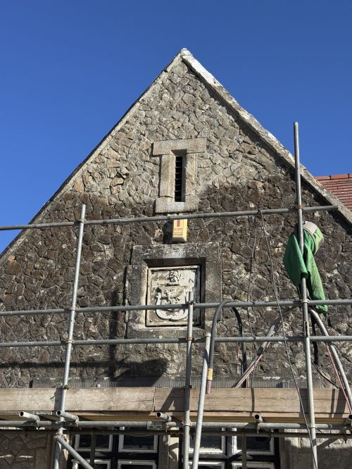Click Here To Enlarge This Photo Of Soda Blasting Former 1844 Primary School
